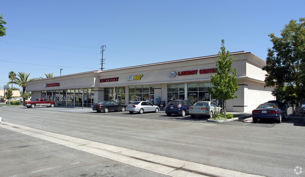 More Photos Of 926-942 W Orangethorpe Ave, Fullerton General Retail For Lease