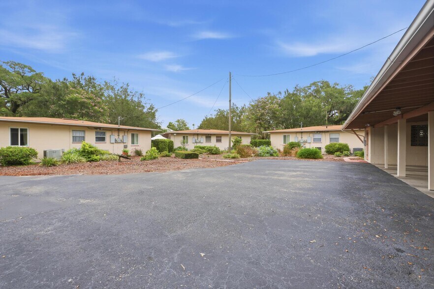 More Photos Of 642 Harwood St, Orlando Apartments For Sale