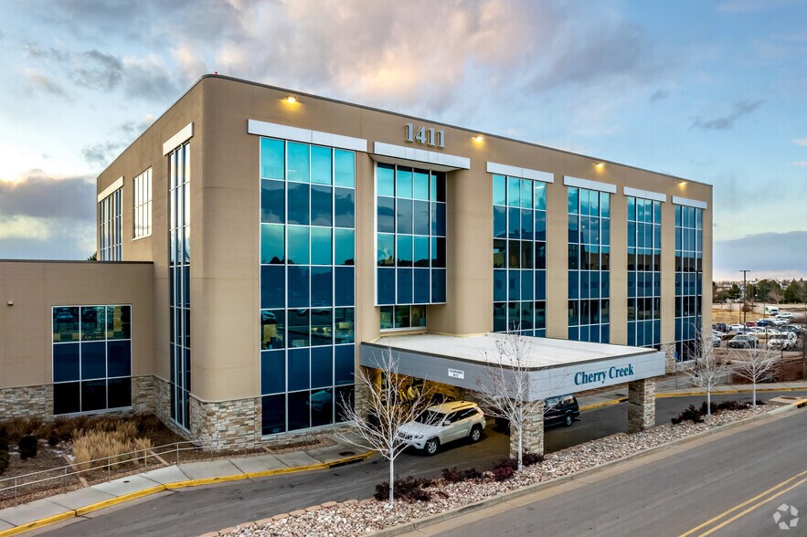 More Photos Of 1411 S Potomac St, Aurora Unknown For Lease