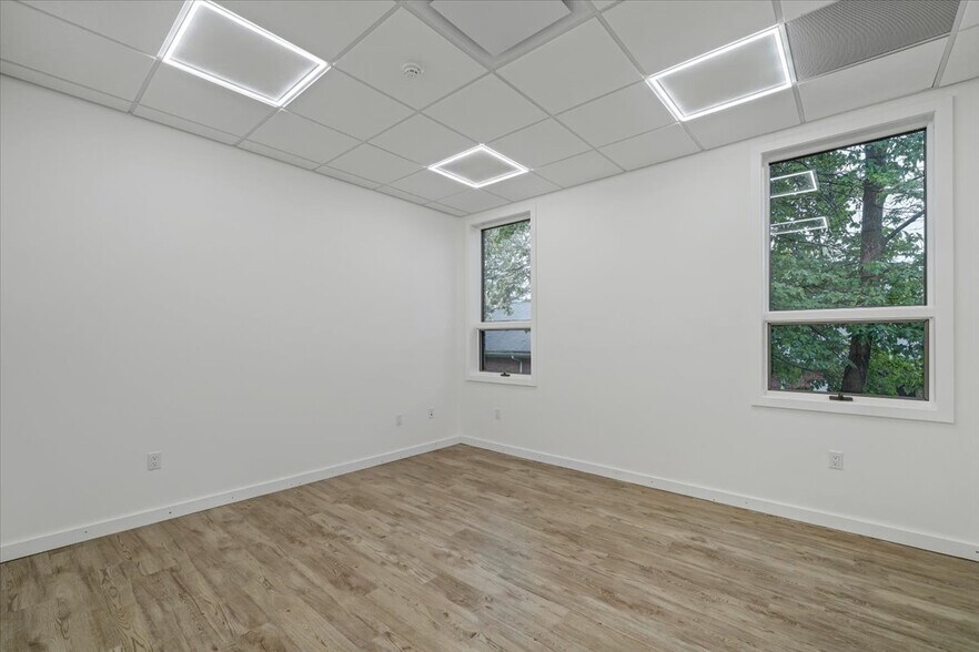 More Photos Of 72 Summit Ave, Montvale Office Residential For Lease