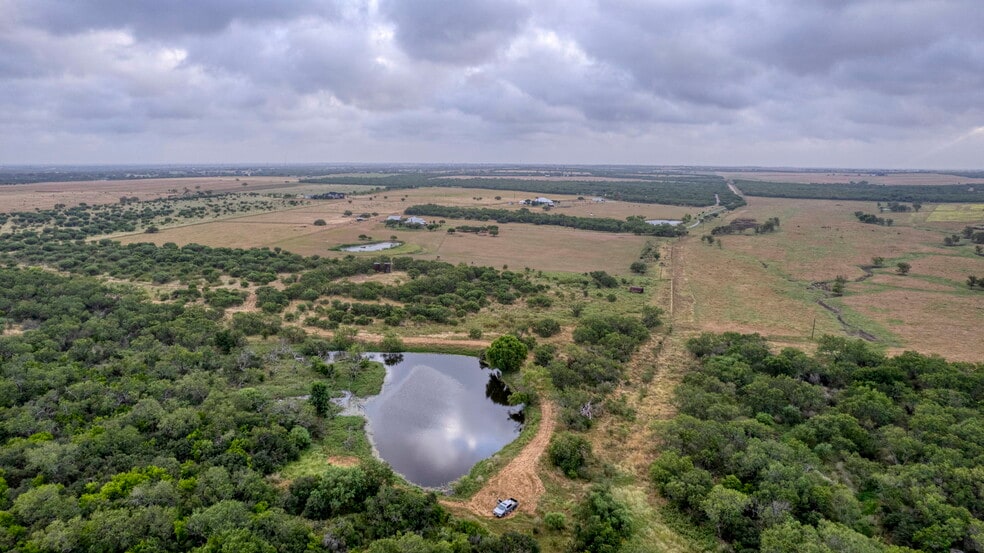 More Photos Of 2538 County Road 223, Floresville Land For Sale