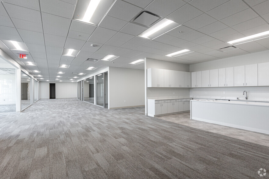 More Photos Of 8560 Belleview Dr, Plano Office For Lease