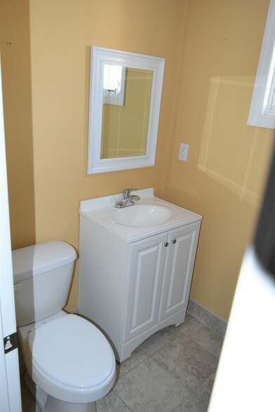 More Photos Of 13 E Catherine St, Nyack Loft Creative Space For Lease