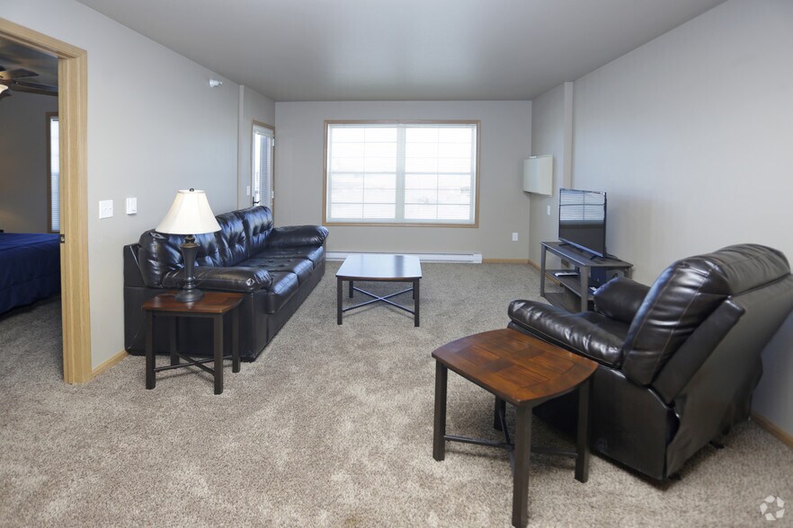 More Photos Of 1002 Elm St NE, Tioga Apartments For Lease