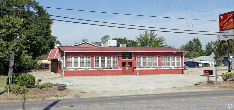 Primary Photo Of 340 Edgefield Rd, North Augusta Restaurant For Lease