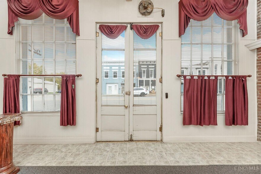 More Photos Of 112 Main St, Ripley General Retail For Sale