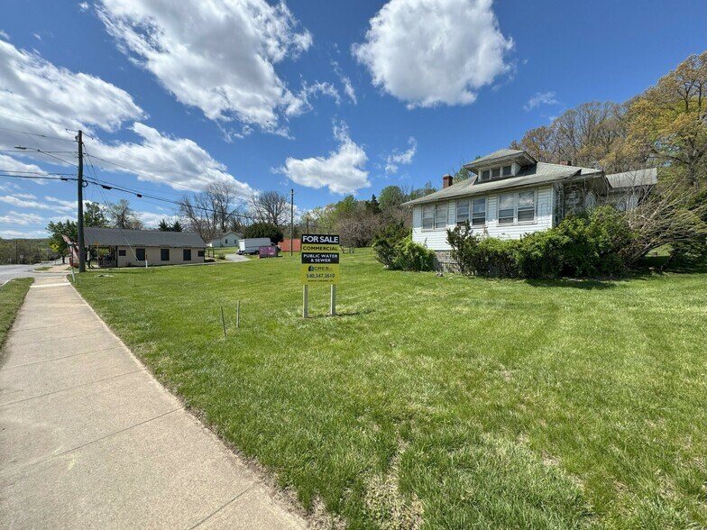 Primary Photo Of 17651 Graham St, Dumfries Land For Sale