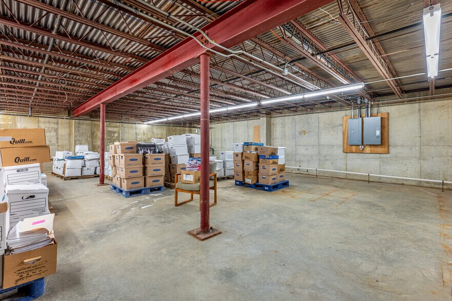 More Photos Of 610 N Main St, Springboro Medical For Lease