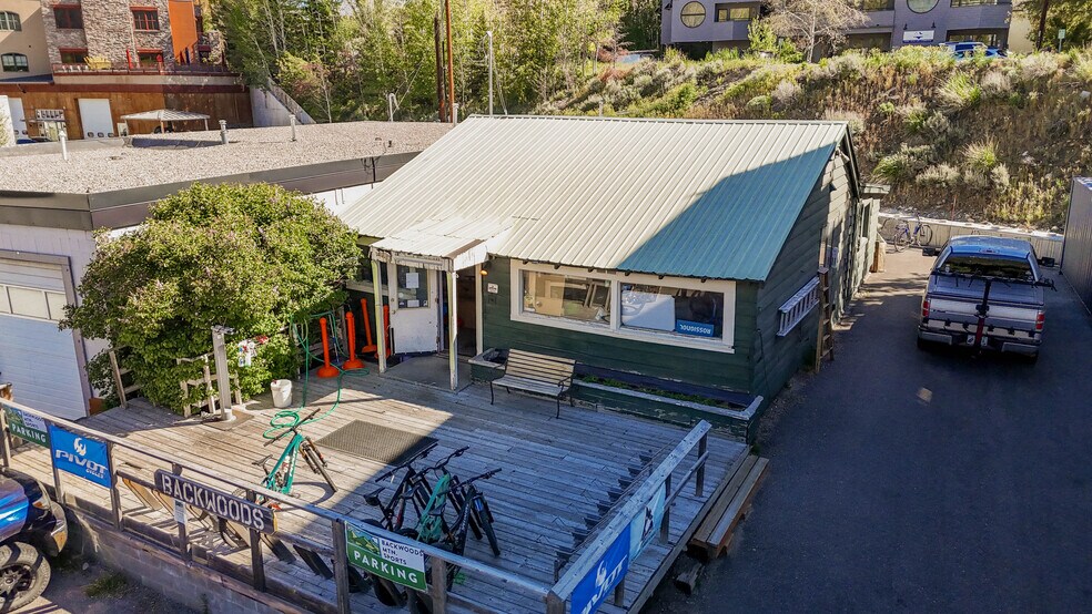 More Photos Of 780 Warm Springs Rd, Ketchum Warehouse For Sale