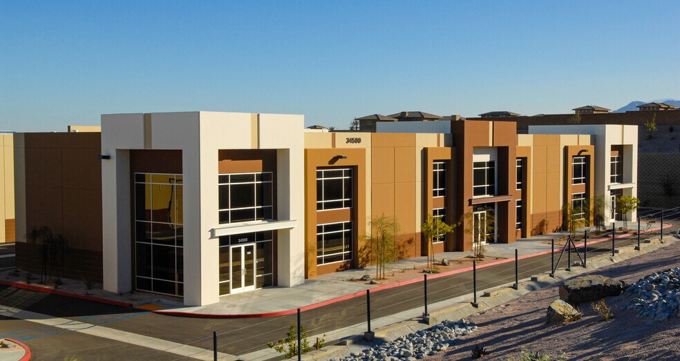 Primary Photo Of 34500 Gateway Dr, Palm Desert Warehouse For Lease