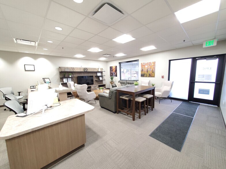 More Photos Of 5444 S Green St, Murray Medical For Lease