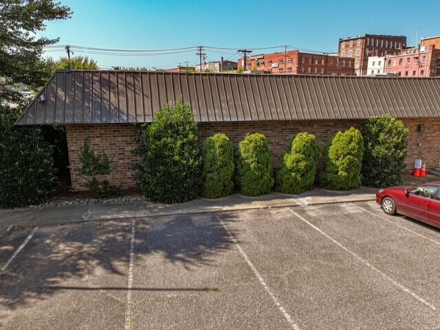 More Photos Of 319 N Renfro St, Mount Airy Warehouse For Sale