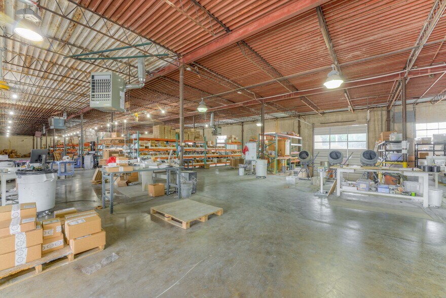 More Photos Of 478 N Hollywood St, Memphis Flex For Lease