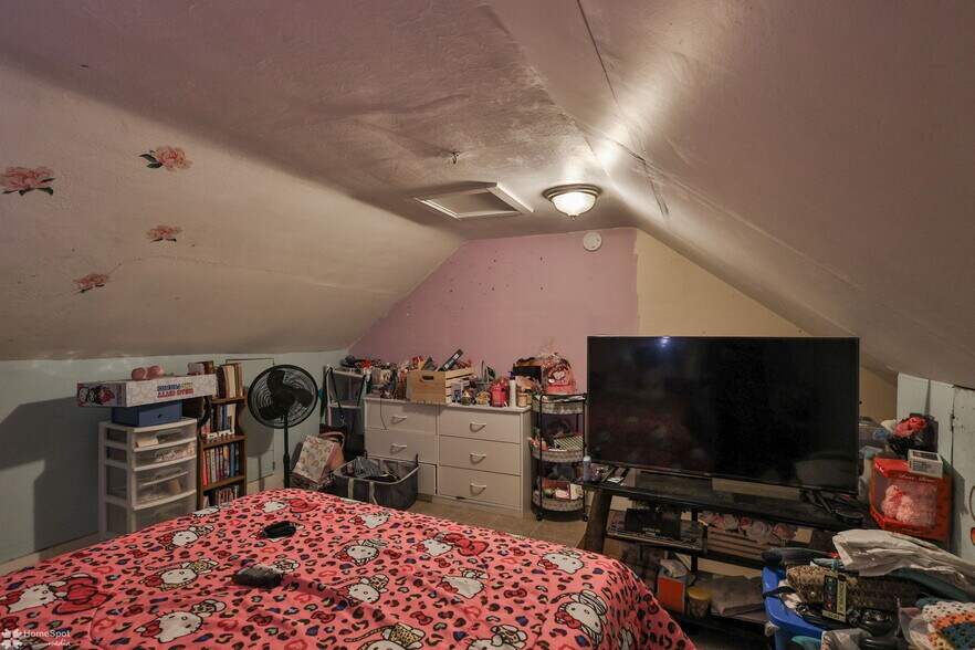 More Photos Of 304 E Kline Ave, Lansford Multifamily For Sale