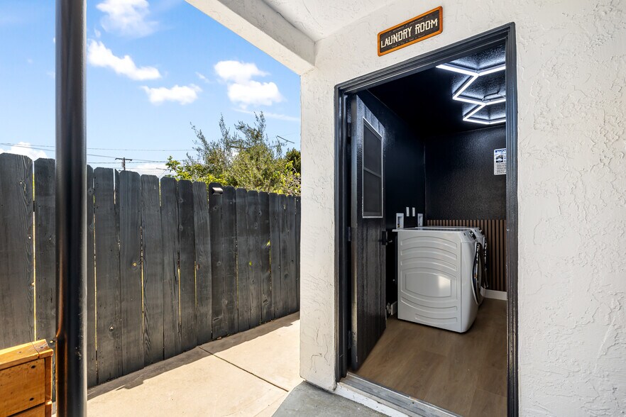 More Photos Of 4162 Arizona St, San Diego Apartments For Sale