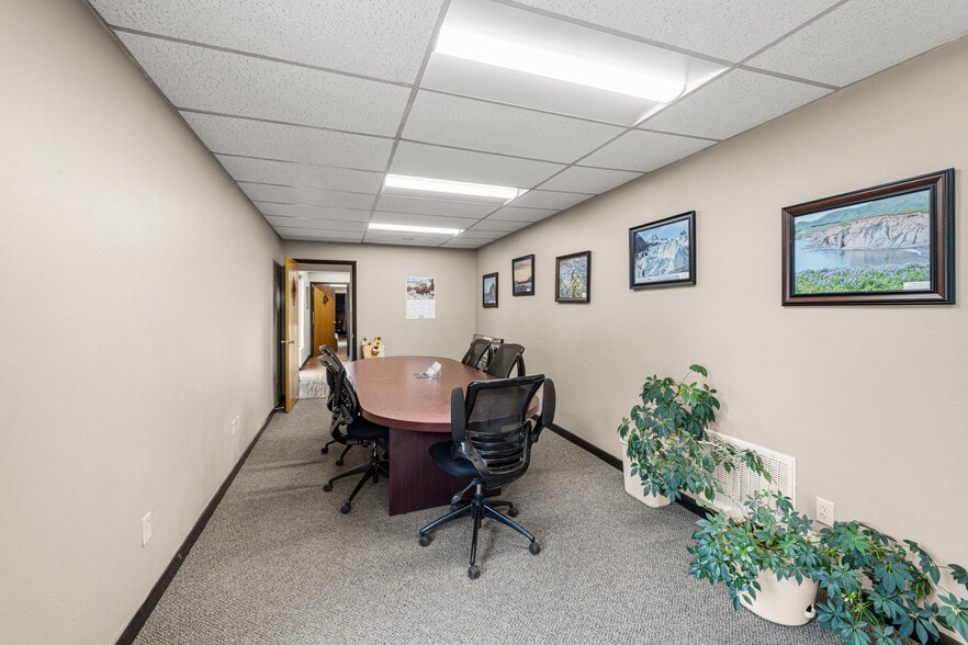 More Photos Of 2410 Grand Ave, Pueblo Office For Sale