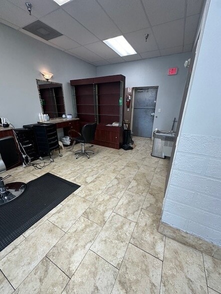 More Photos Of 140-246 Congress Ave, Boynton Beach Freestanding For Lease