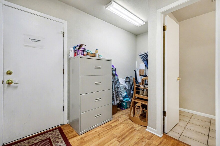 More Photos Of 2406 Dawn Dr, Georgetown Office For Sale