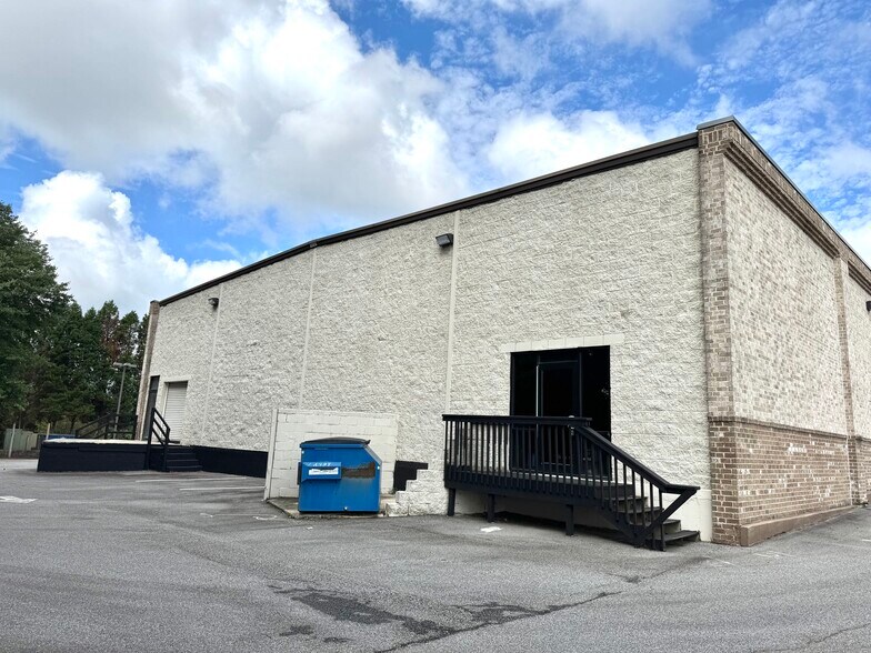 More Photos Of 1839 Buford Hwy, Buford Medical For Lease