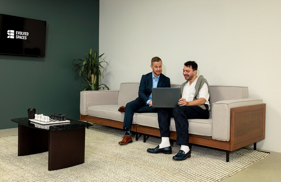 More Photos Of 1964 Westwood Blvd, Los Angeles Coworking Space