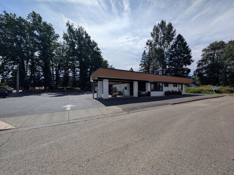 More Photos Of 5616 Third Ave, Ferndale Medical For Lease