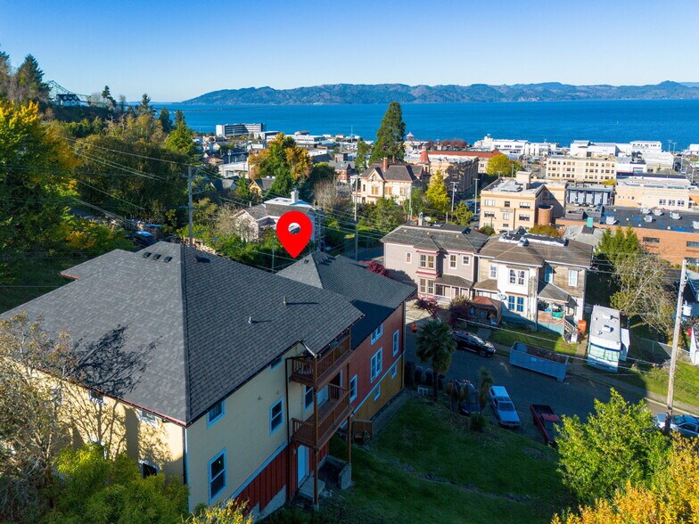 More Photos Of 811 Franklin Ave, Astoria Multifamily For Sale