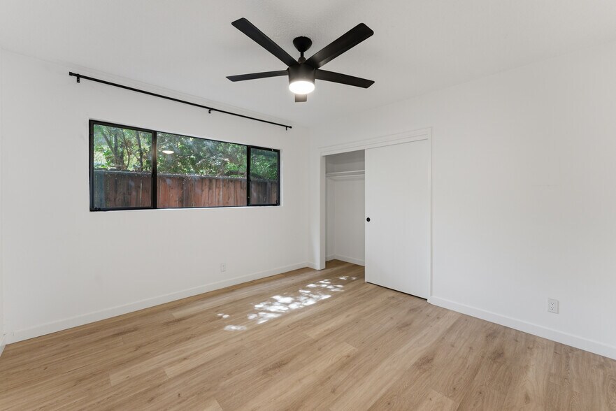 More Photos Of 5810 San Vicente Blvd, Los Angeles Apartments For Sale