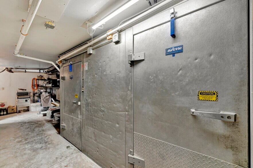 More Photos Of 121 W Main St, Trinidad General Retail For Sale