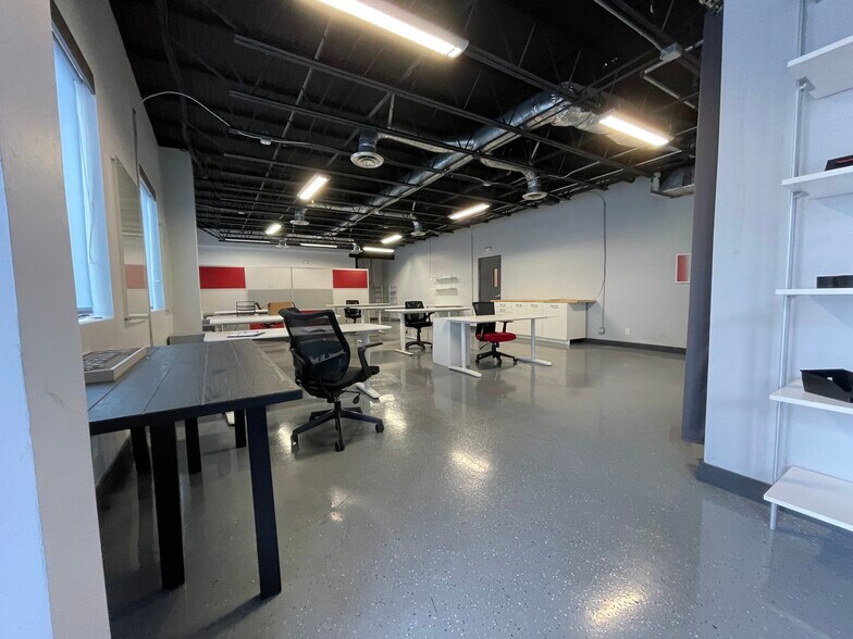 More Photos Of 3413 SW 14th St, Deerfield Beach Warehouse For Lease