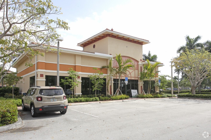 More Photos Of 109-199 Weston Rd, Weston Unknown For Lease