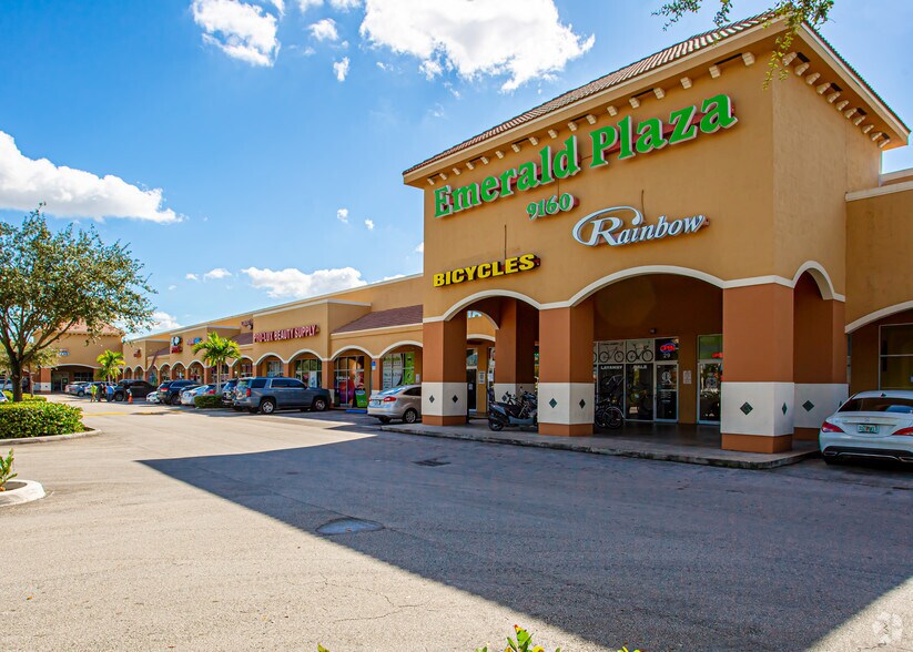 More Photos Of 9160 NW 122nd St, Hialeah Restaurant For Sale