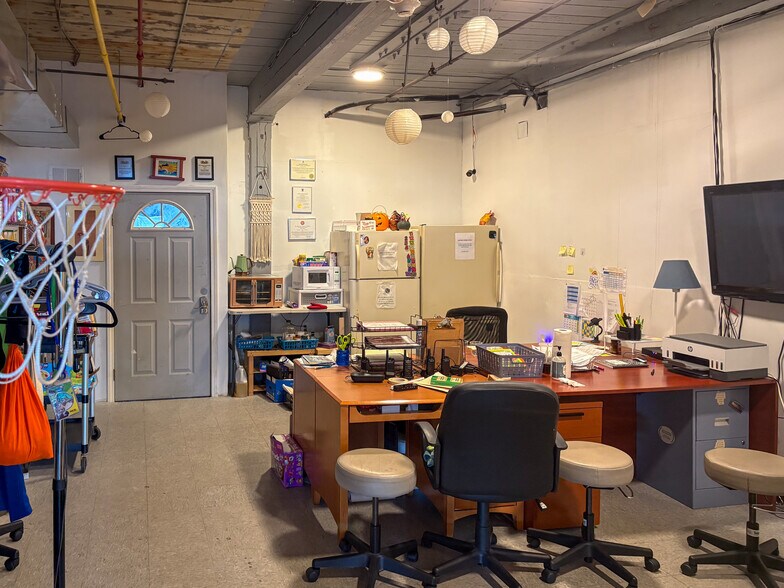 More Photos Of 120 Webster St, Pawtucket Manufacturing For Sale