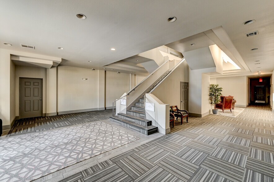 More Photos Of 2480 E Tompkins Ave, Las Vegas Medical For Lease