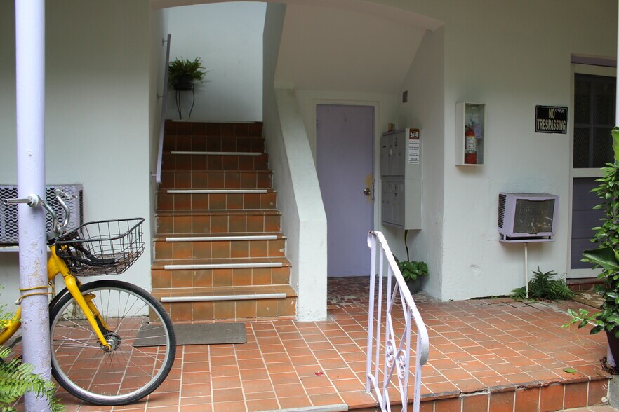 More Photos Of 1535 Lenox Ave, Miami Beach Apartments For Sale