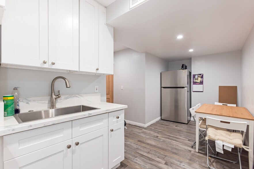 More Photos Of 406 S St Andrews Pl, Los Angeles Apartments For Sale