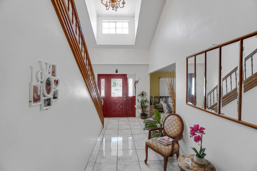 More Photos Of 8118 Alameda St, Downey Apartments For Sale