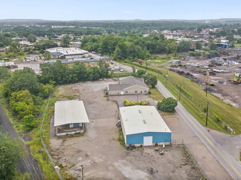 More Photos Of 37401 Stevens Blvd, Willoughby Flex For Lease