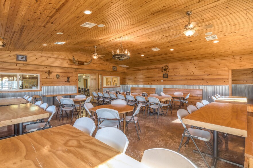 More Photos Of 29301 Hwy 82 Hwy, Park Hill Restaurant For Sale