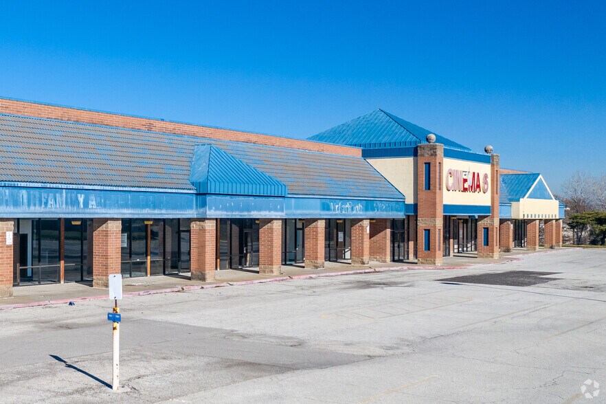 More Photos Of 13520 40 Hwy, Independence Storefront For Sale