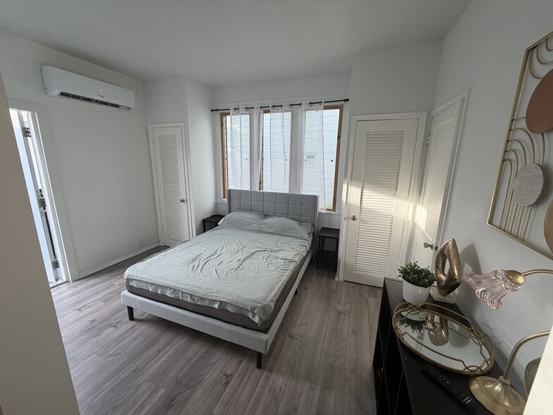 More Photos Of 811 SE 16th St, Fort Lauderdale Apartments For Sale