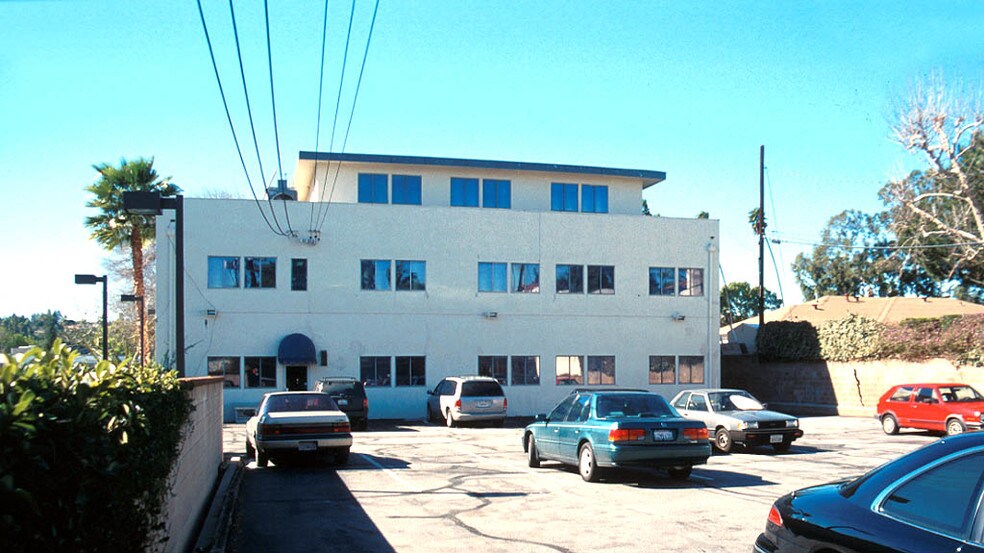 More Photos Of 1810-1812 S Fair Oaks Ave, South Pasadena Office For Sale