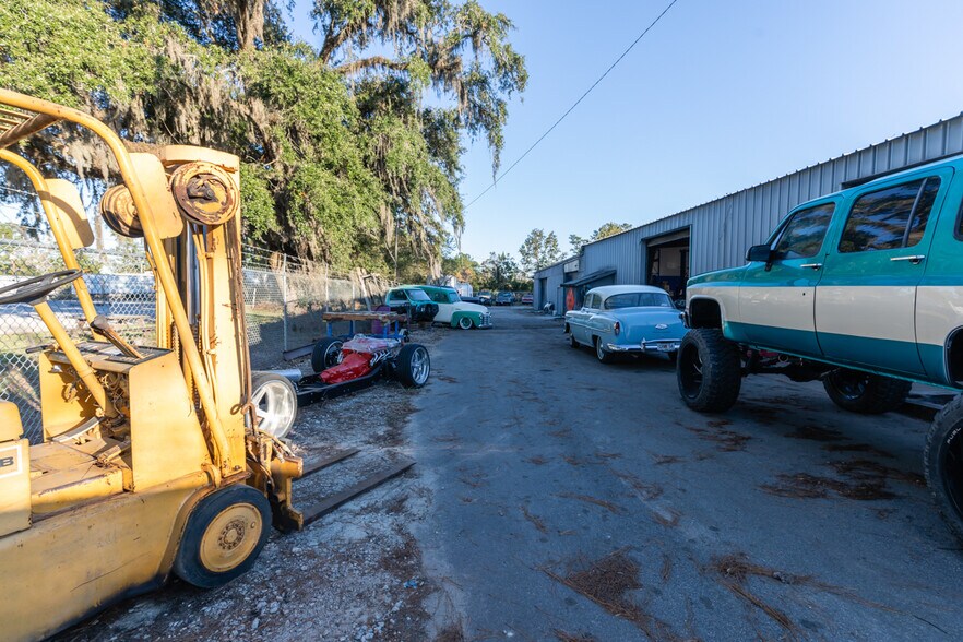 More Photos Of 1224 Dean Forest Rd, Savannah Warehouse For Lease