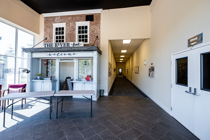 More Photos Of 7627 Leonardtown Rd, Hughesville Storefront Retail Office For Lease