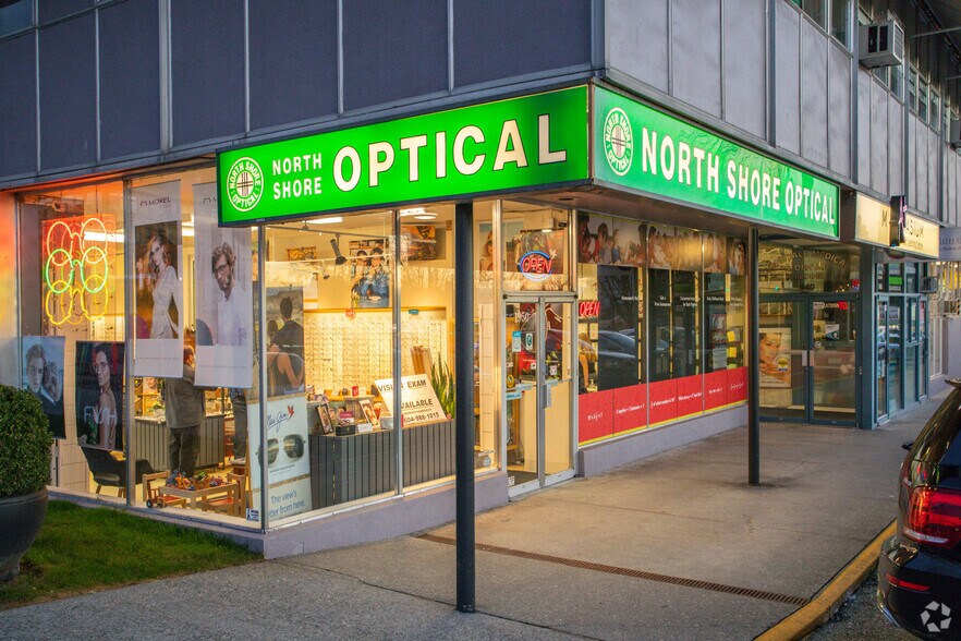 More Photos Of 1900-1950 Lonsdale Ave, North Vancouver Medical For Lease