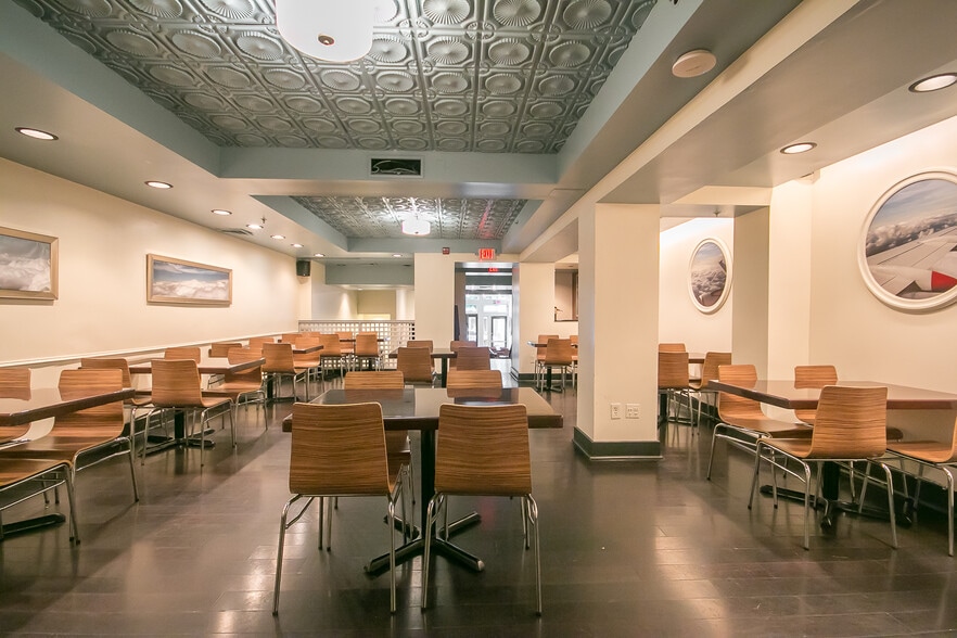 More Photos Of 1111-1113 Walnut St, Philadelphia Storefront For Sale