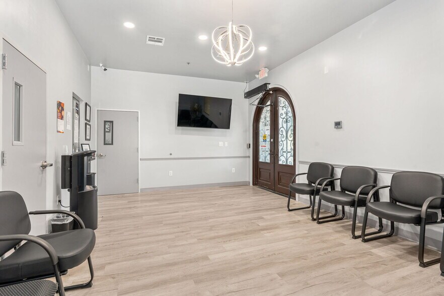 More Photos Of 4833 Medical Center Dr, McKinney Medical For Lease