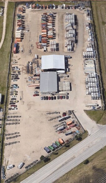 More Photos Of 6110 Red Bluff Rd, Pasadena Distribution For Lease