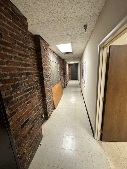 More Photos Of 4790 Crittenden Dr, Louisville Office For Lease