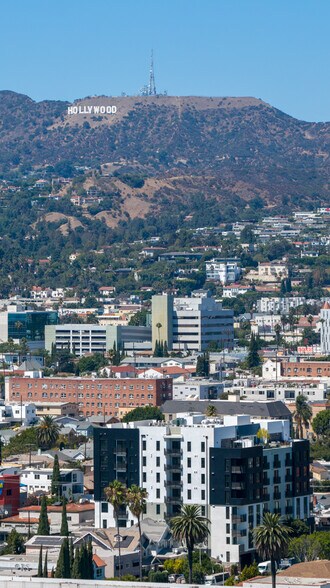 More Photos Of 4750 Santa Monica Blvd, Los Angeles Apartments For Lease