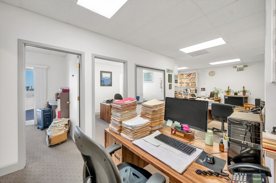More Photos Of 2301-2323 Noriega St, San Francisco Medical For Sale